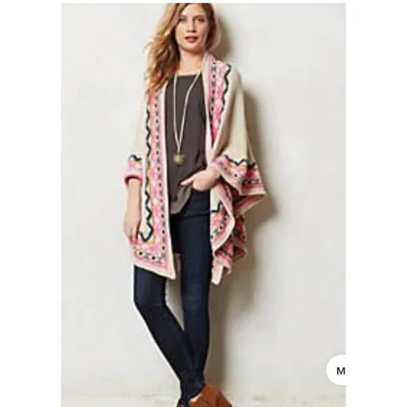 Fate Poncho Shawl Cape Wrap Tan Pink Boho Tribal Native Aztec One Size WARM EUC - Picture 1 of 10